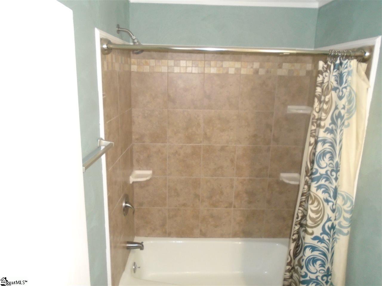 316 Jamestown Road Easley, SC 29640 - Photo 9 of 23
