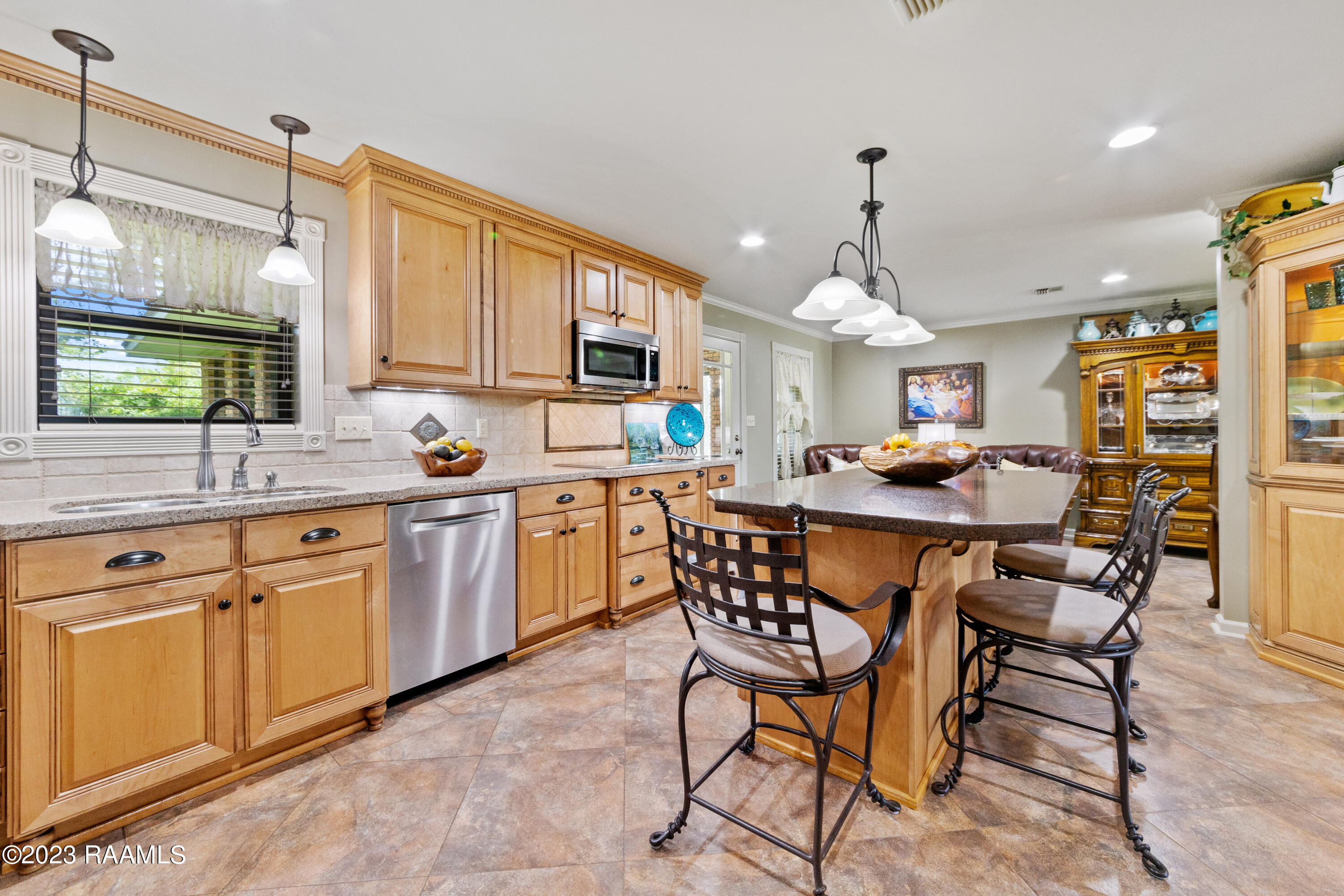 214 Benoit Patin Road Scott, LA 70583 - Photo 7 of 39 214BenoitPatin-5-9