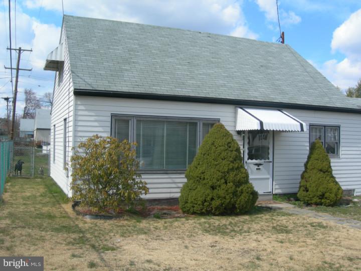511 Lockheed Avenue Reading, PA 19601 - Photo 2 of 11 Exterior