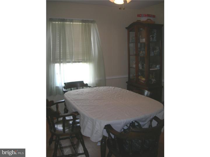 511 Lockheed Avenue Reading, PA 19601 - Photo 10 of 11 Dining Room
