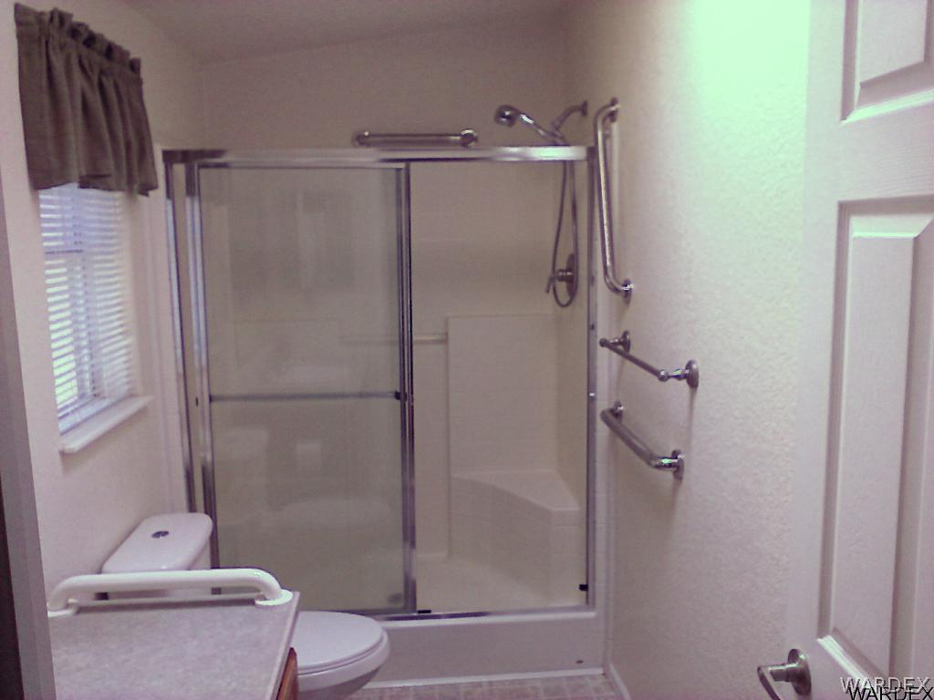3808 Hoover Road Golden Valley, AZ 86413 - Photo 14 of 28 Master 34 bath with Handicap