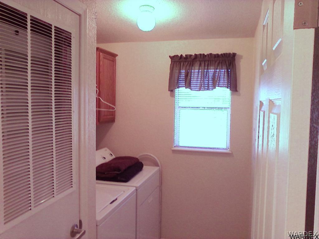 3808 Hoover Road Golden Valley, AZ 86413 - Photo 15 of 28 Utility Room