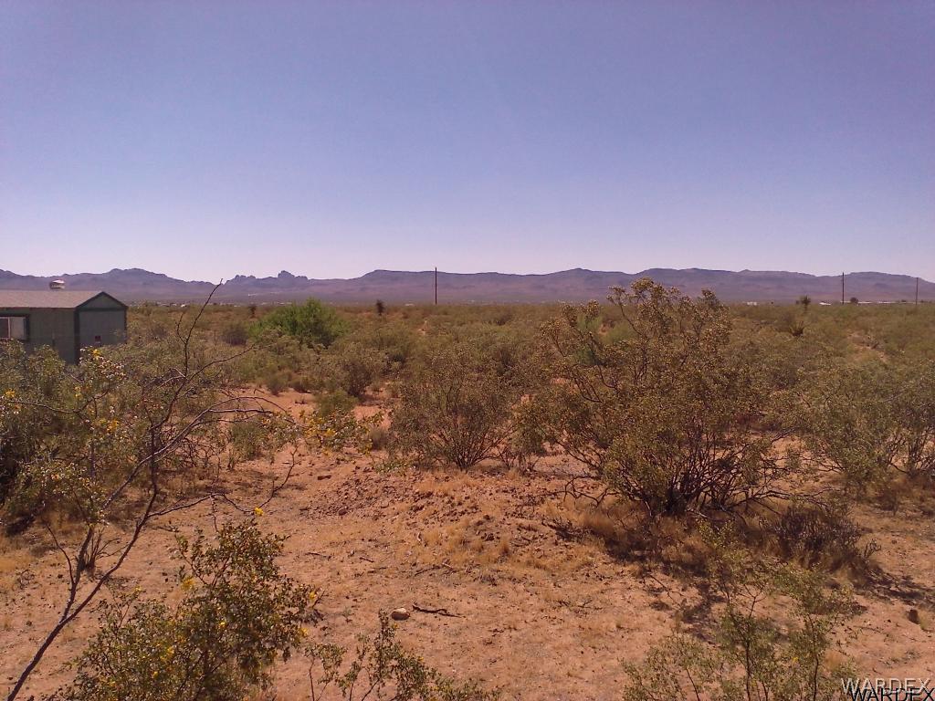 3808 Hoover Road Golden Valley, AZ 86413 - Photo 7 of 28 More West View