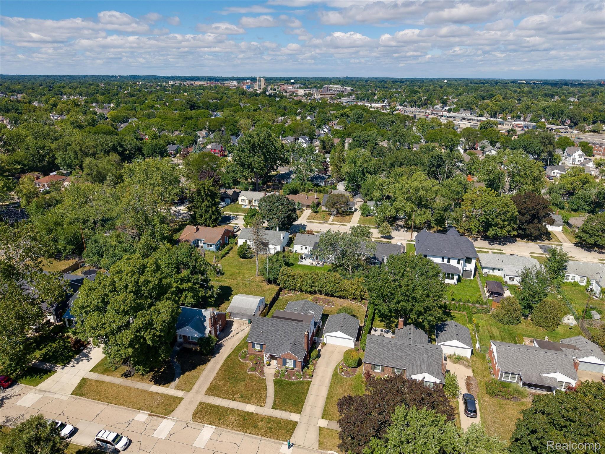 4444 Samoset Road Royal Oak, MI 48073 - Photo 31 of 36 44-5555.jpg
