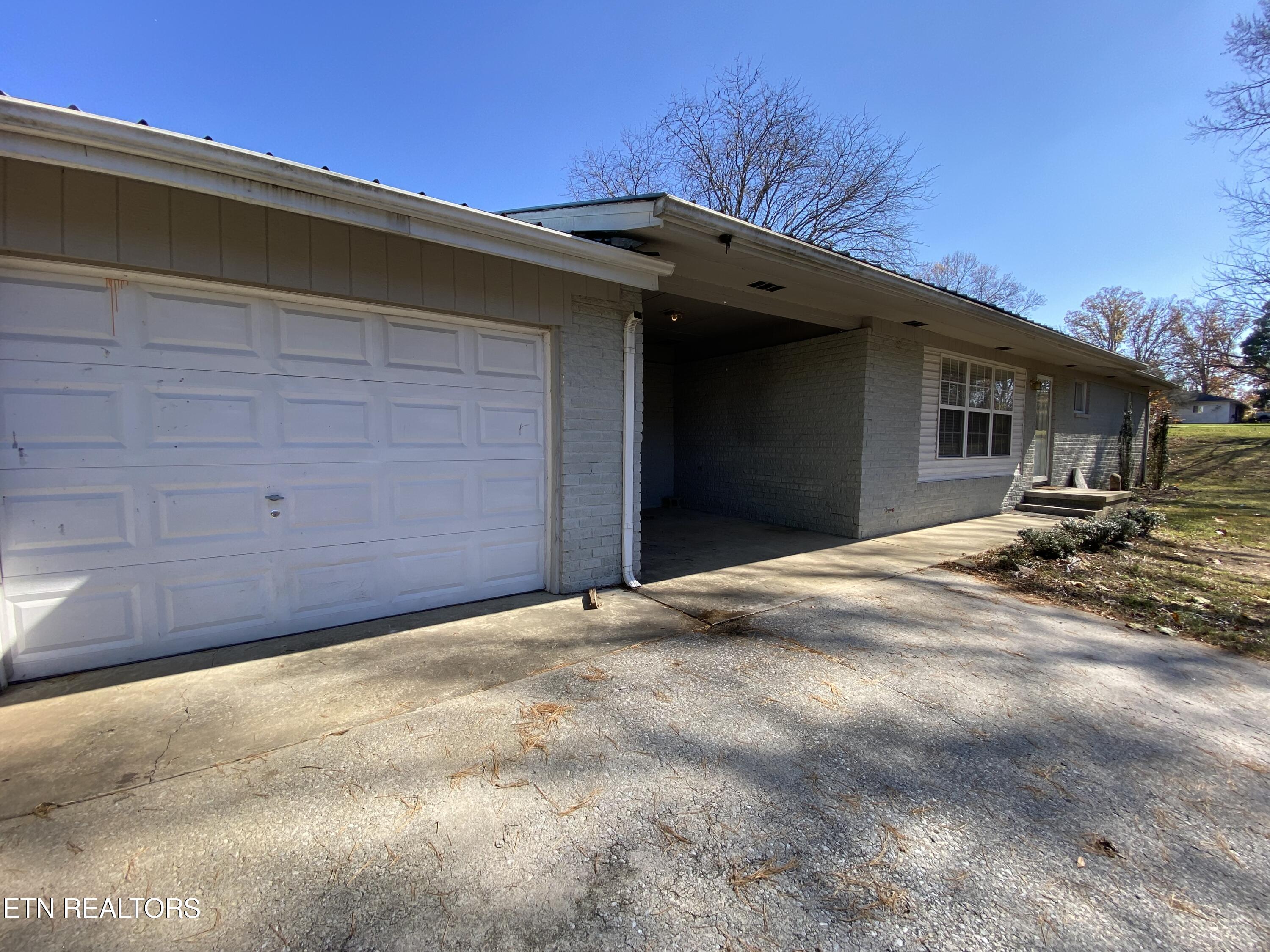 1821 Marcum Road Oneida, TN 37841 - Photo 2 of 41 IMG_9862