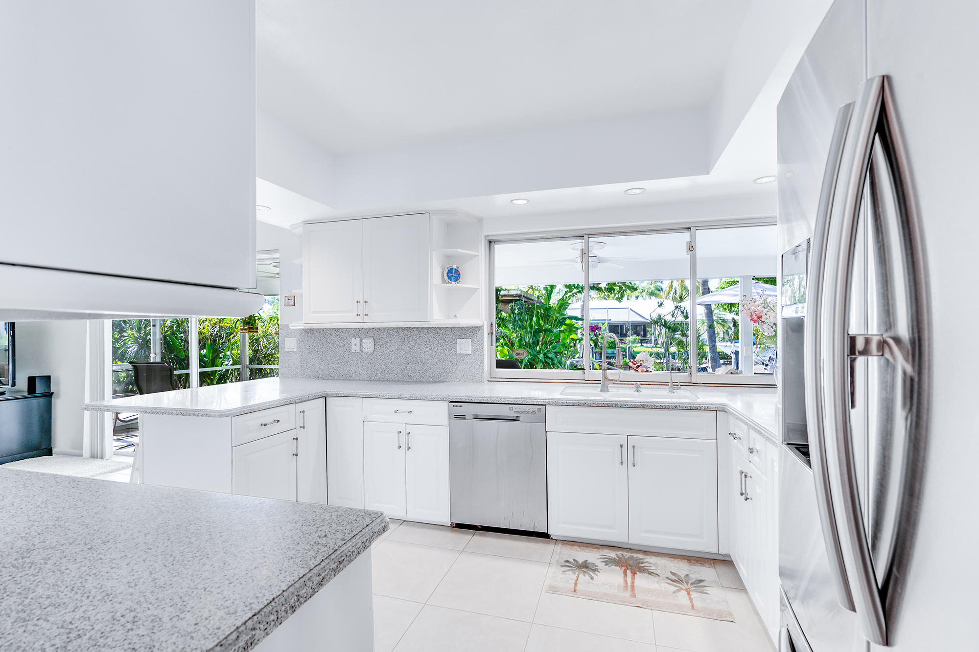 754 Peachtree Lane Boca Raton, FL 33486 - Photo 15 of 39 0888