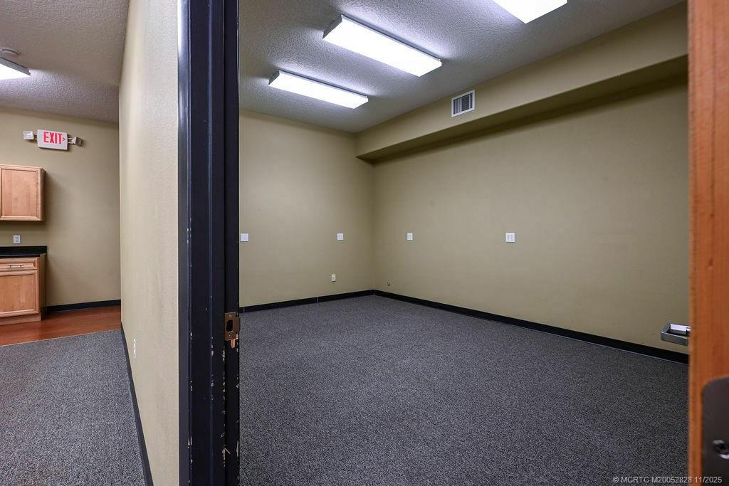 7177 South George Boulevard Sebring, FL 33875 - Photo 17 of 18 a view of an empty room