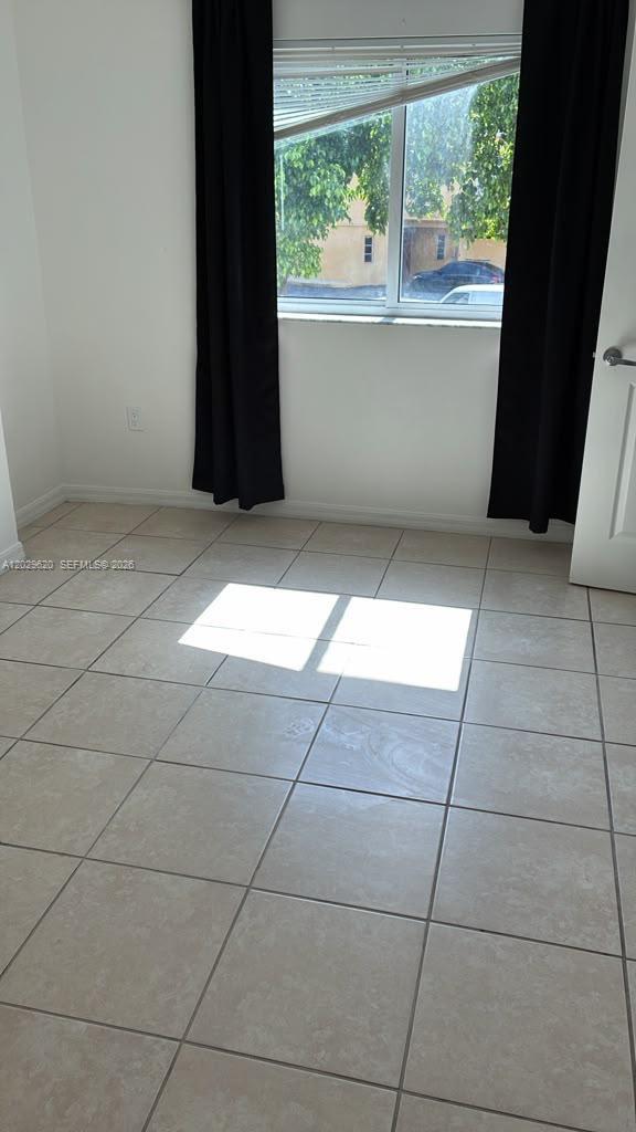 2475 Northwest 16th St Road, Unit 215 Miami, FL 33125 - Photo 24 of 24 Gallery Image 24