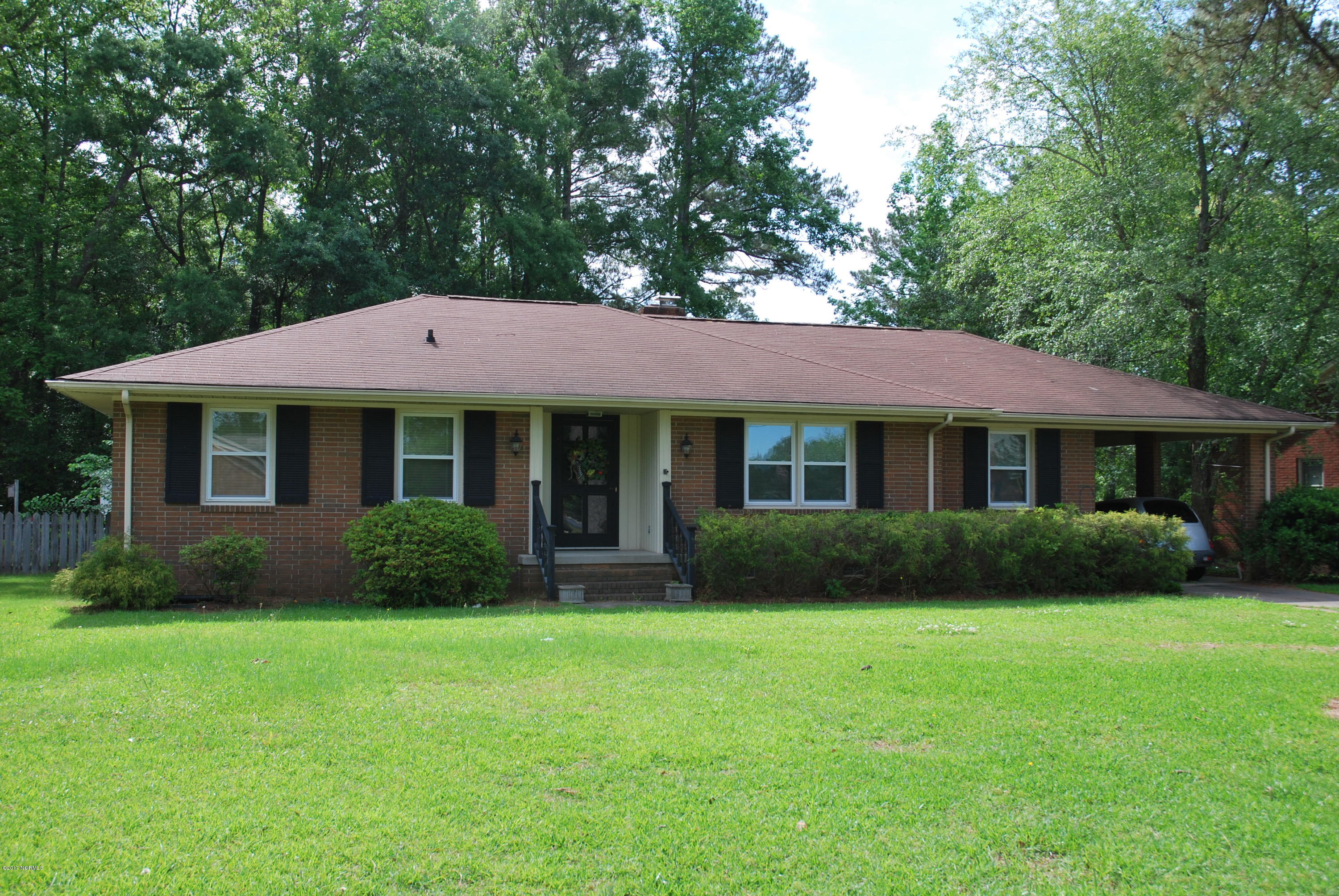 2501 Hardee Road Kinston, NC 28504 - Photo 1 of 36 DSC_0268