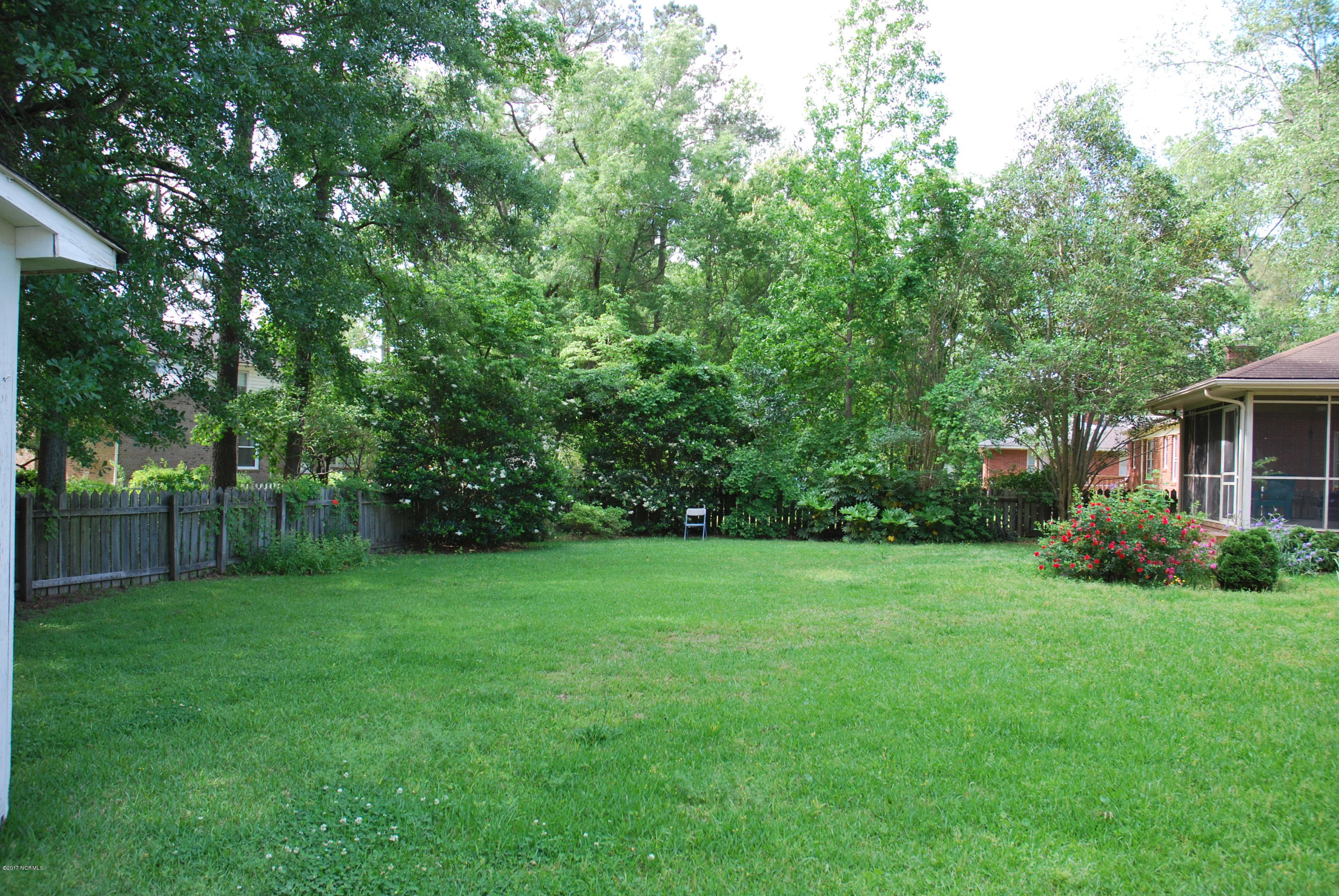 2501 Hardee Road Kinston, NC 28504 - Photo 9 of 36 DSC_0302