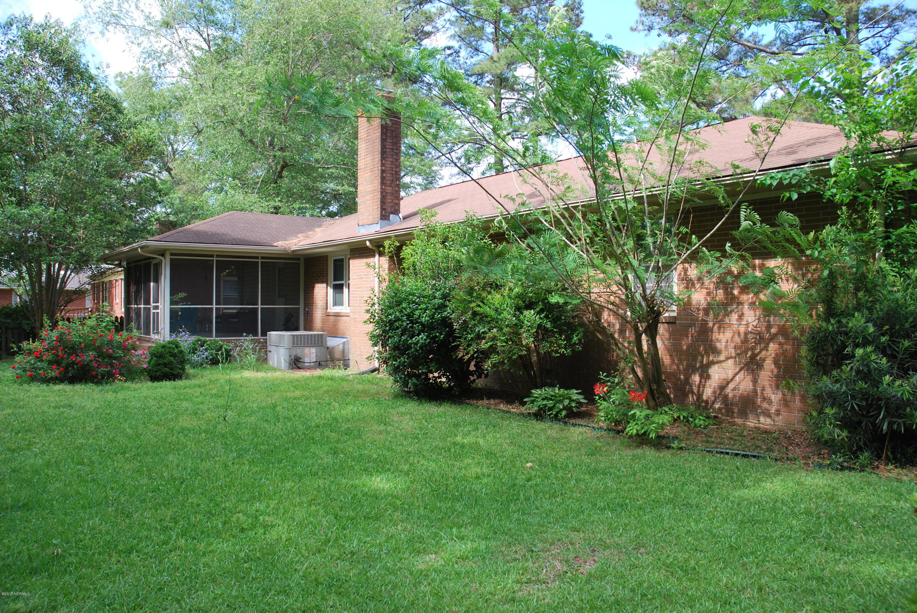 2501 Hardee Road Kinston, NC 28504 - Photo 10 of 36 DSC_0303