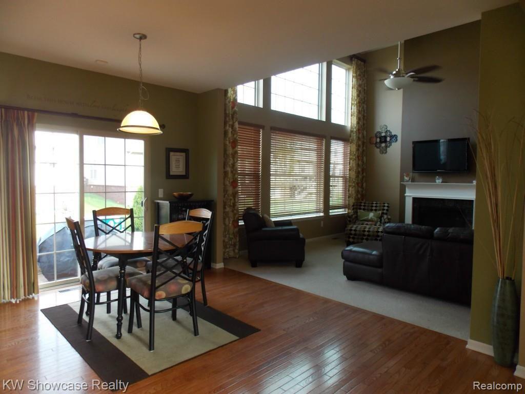 27650 Cromwell Road Novi, MI 48374 - Photo 11 of 39 DSCN1604.jpg