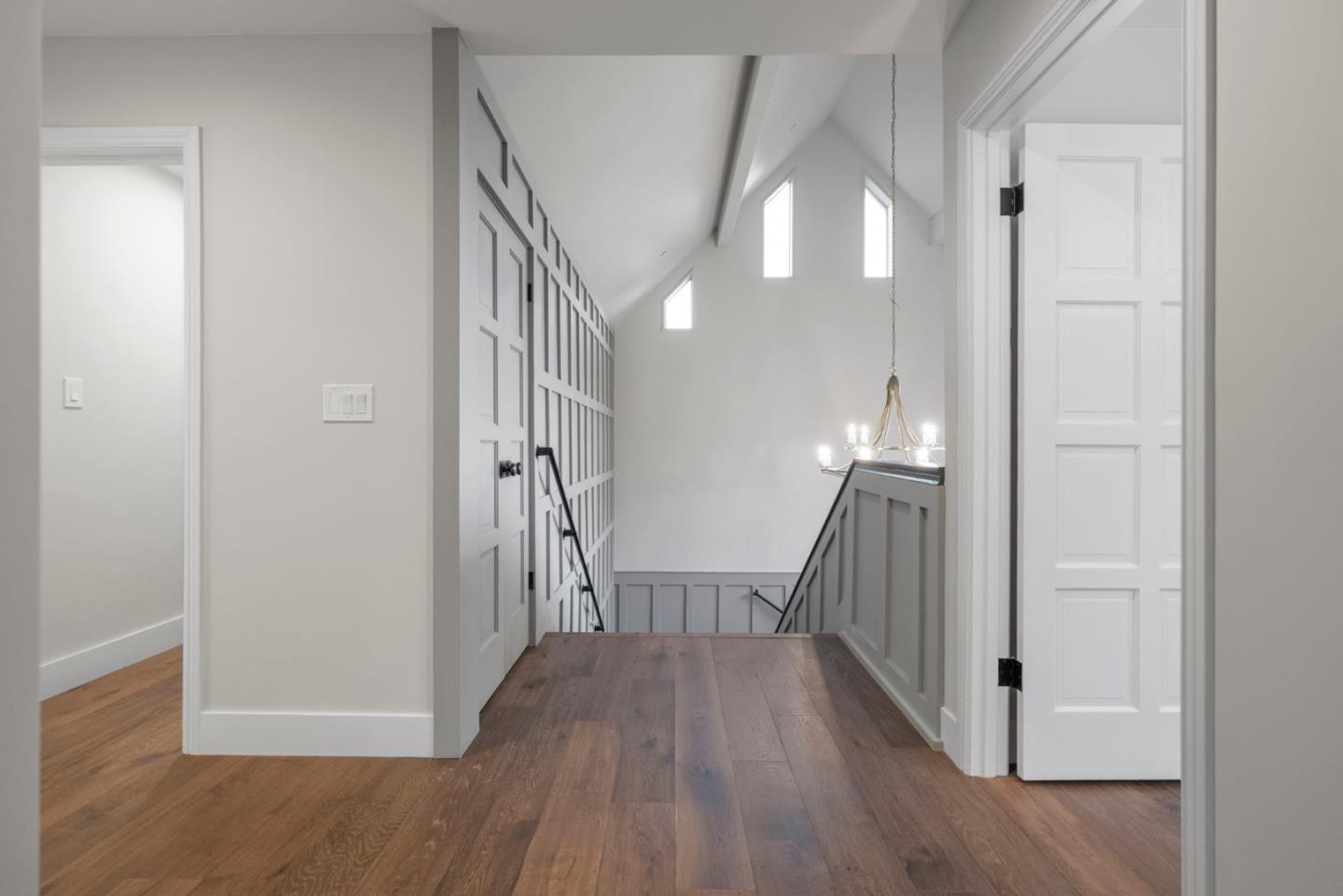 260 Robin Road Hillsborough, CA 94010 - Photo 59 of 96 Gallery Image 59