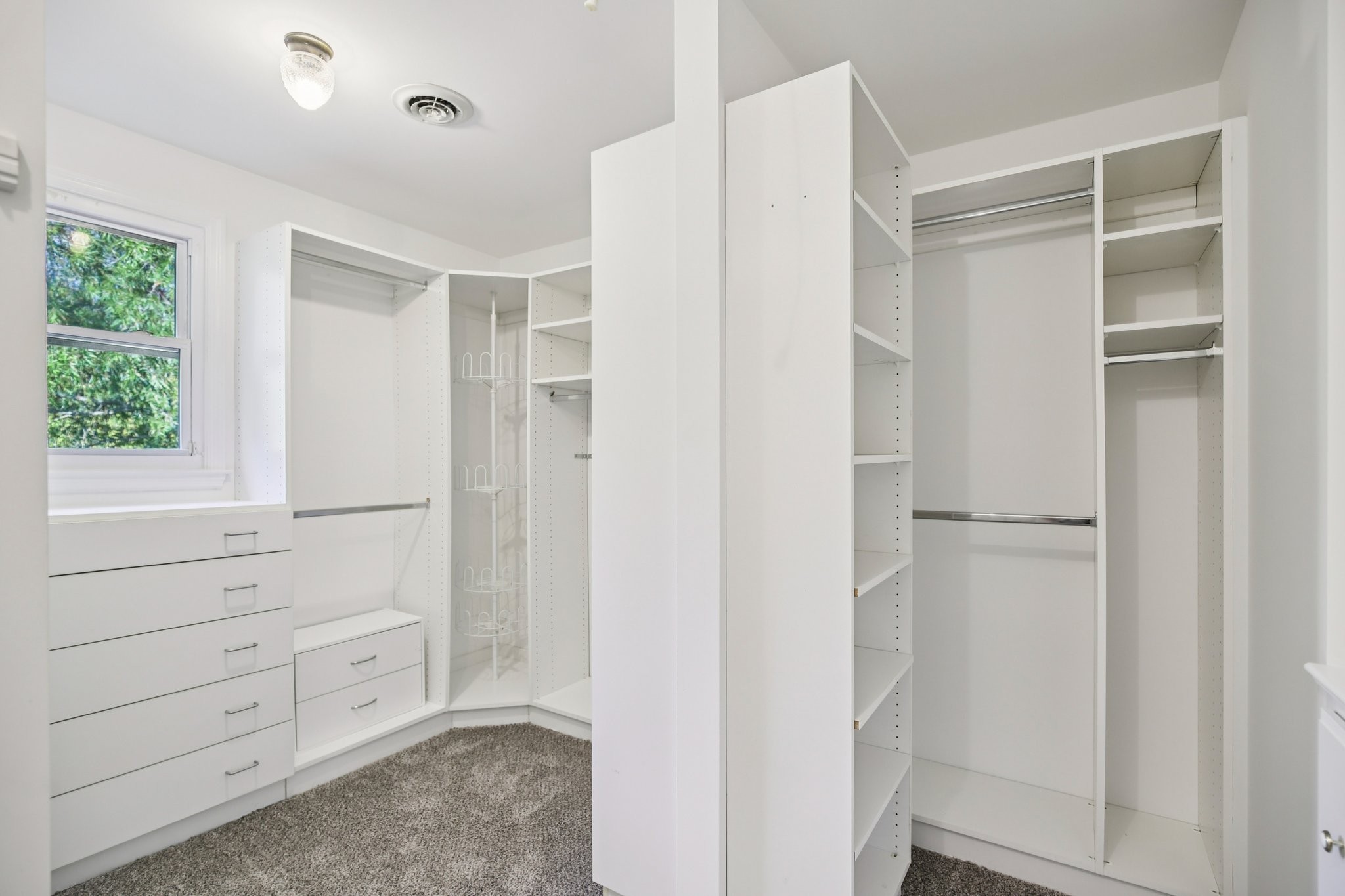 4026 Windland Drive Springfield, TN 37172 - Photo 19 of 32 a view of closet area