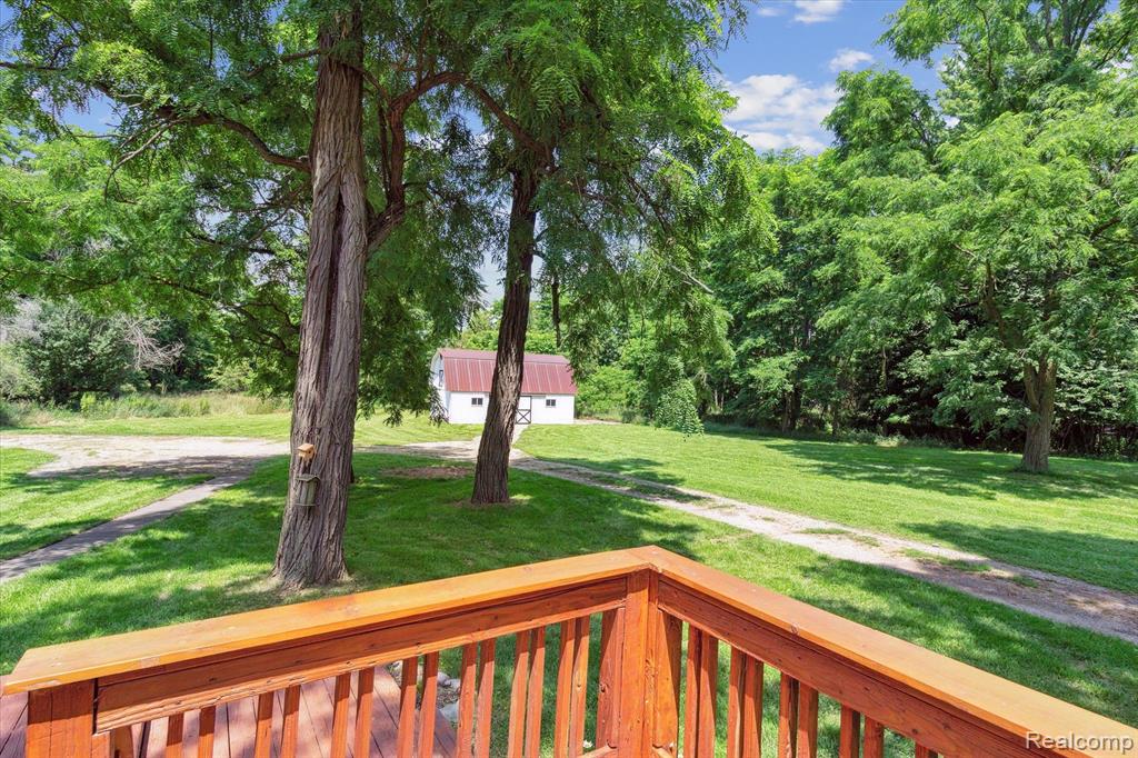 8761 Bordman Road Almont, MI 48003 - Photo 7 of 56
