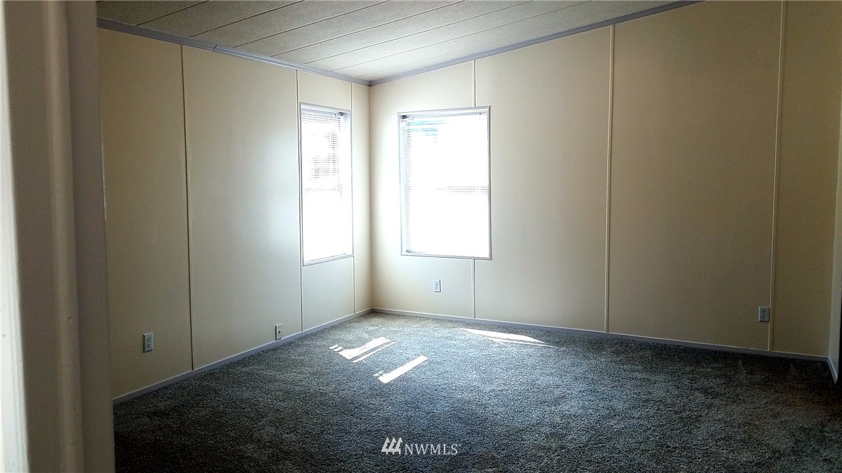 1403 East Dallman Road Camano Island, WA 98282 - Photo 12 of 20