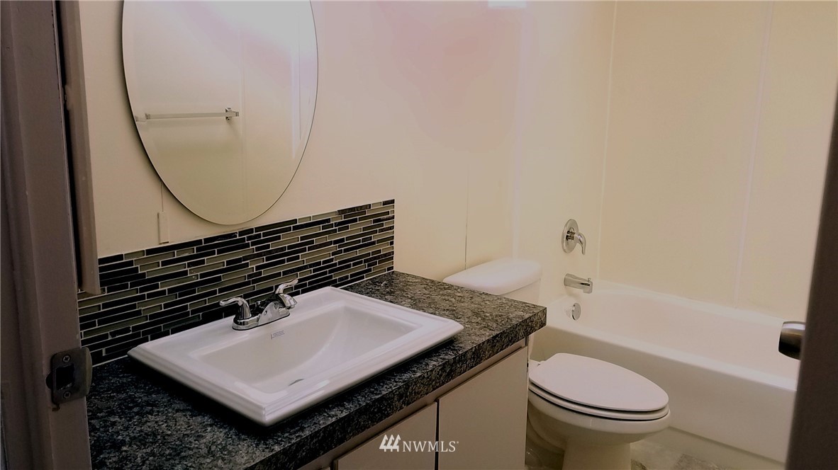 1403 East Dallman Road Camano Island, WA 98282 - Photo 17 of 20