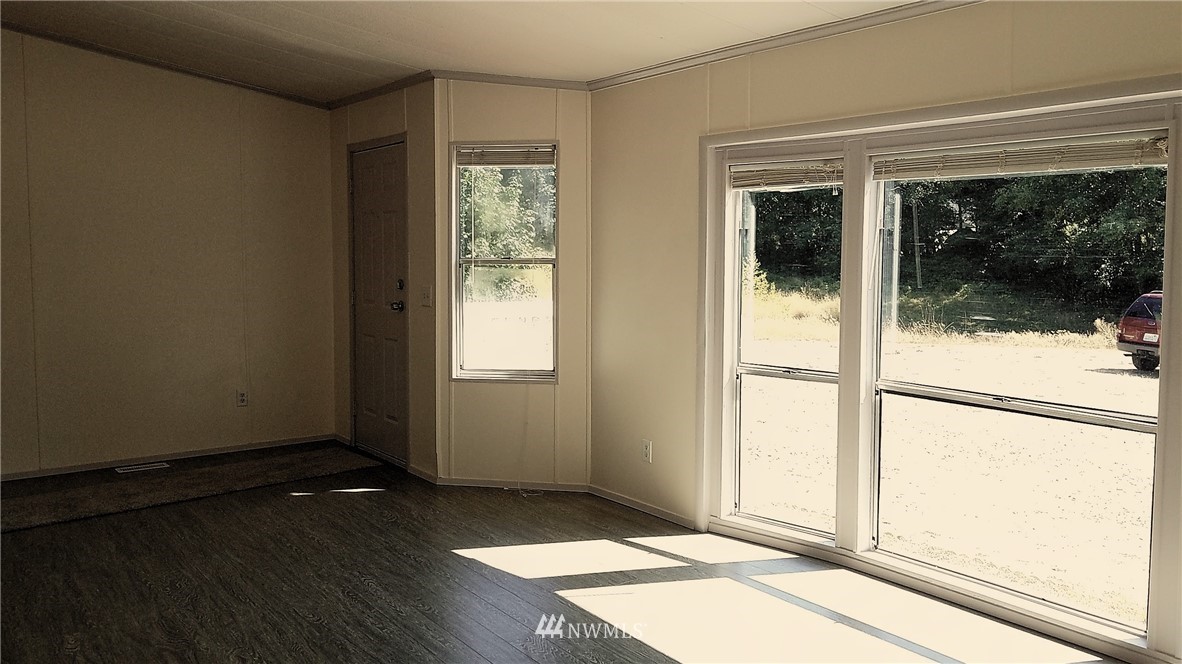 1403 East Dallman Road Camano Island, WA 98282 - Photo 6 of 20