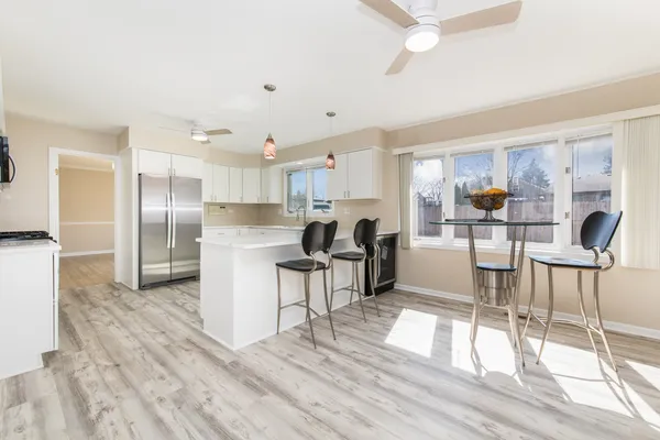 $669,900 | 1019 Sable Drive, Addison, IL 60101