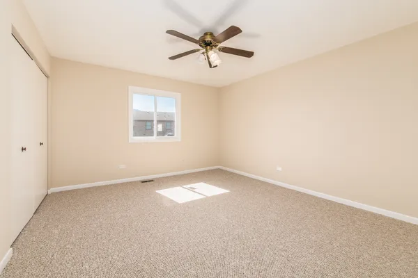 $669,900 | 1019 Sable Drive, Addison, IL 60101