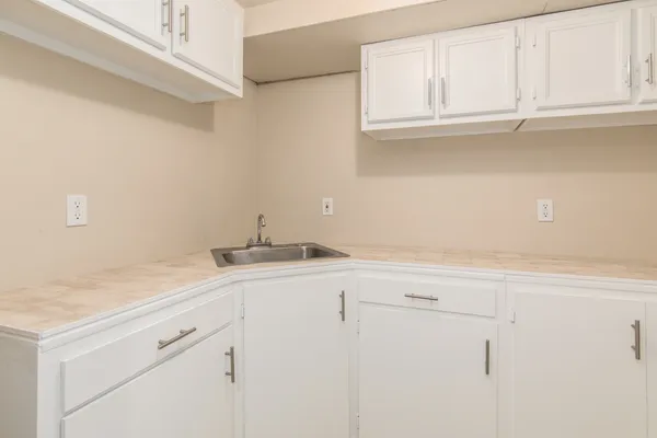 $669,900 | 1019 Sable Drive, Addison, IL 60101