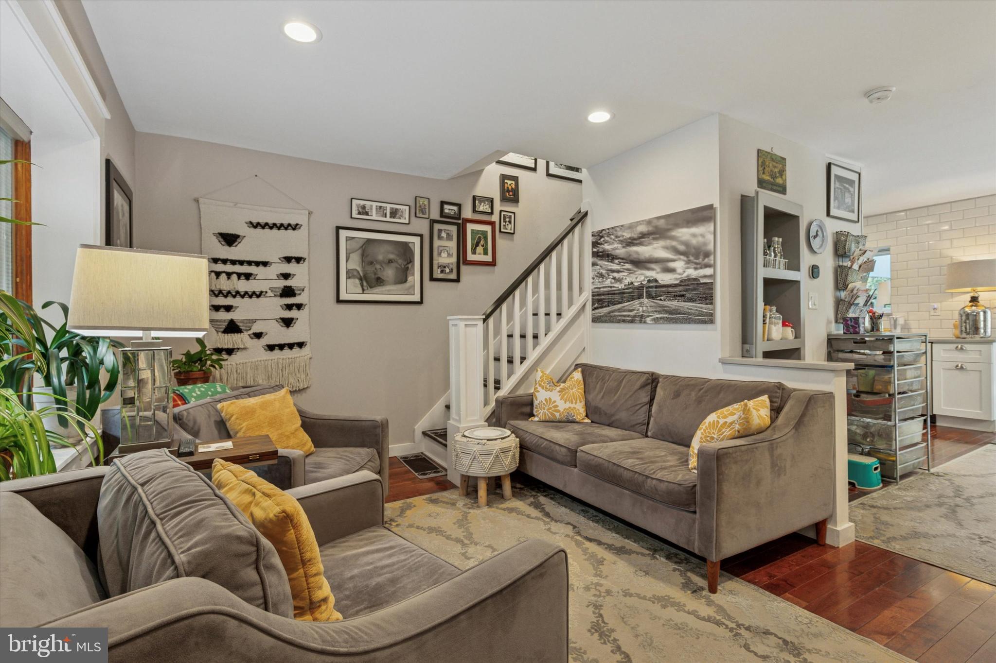520 Homewood Avenue Narberth, PA 19072 - Photo 6 of 25 a living room with furniture and lamp