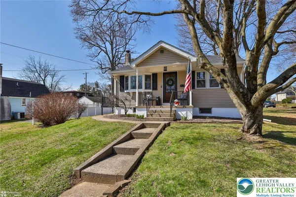 $289,000 | 529 Oakwood Street, Easton, PA 18045