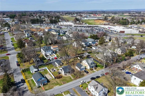 $289,000 | 529 Oakwood Street, Easton, PA 18045