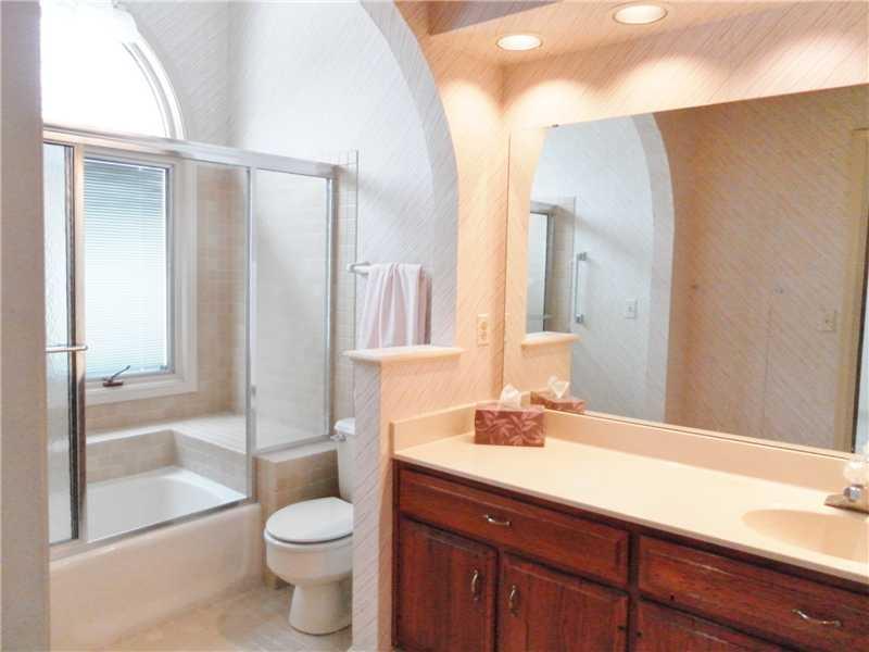 12319 Brompton Road Carmel, IN 46033 - Photo 18 of 24 Gallery Image 18