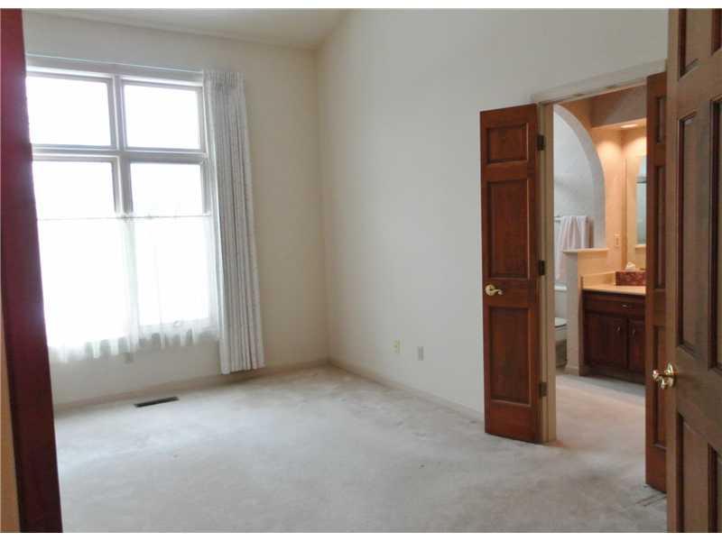 12319 Brompton Road Carmel, IN 46033 - Photo 19 of 24 Gallery Image 19