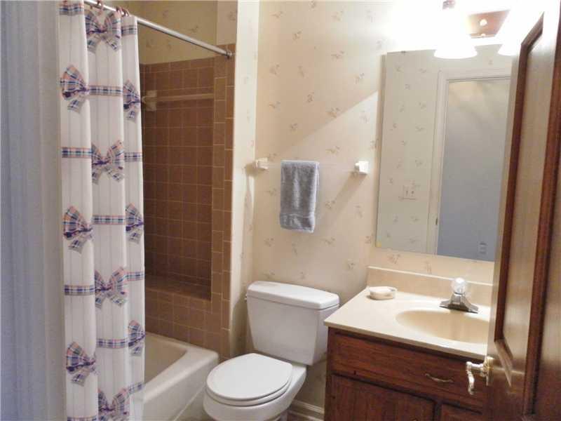 12319 Brompton Road Carmel, IN 46033 - Photo 21 of 24 Gallery Image 21
