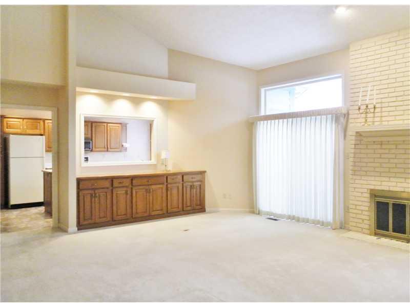 12319 Brompton Road Carmel, IN 46033 - Photo 10 of 24 Gallery Image 10