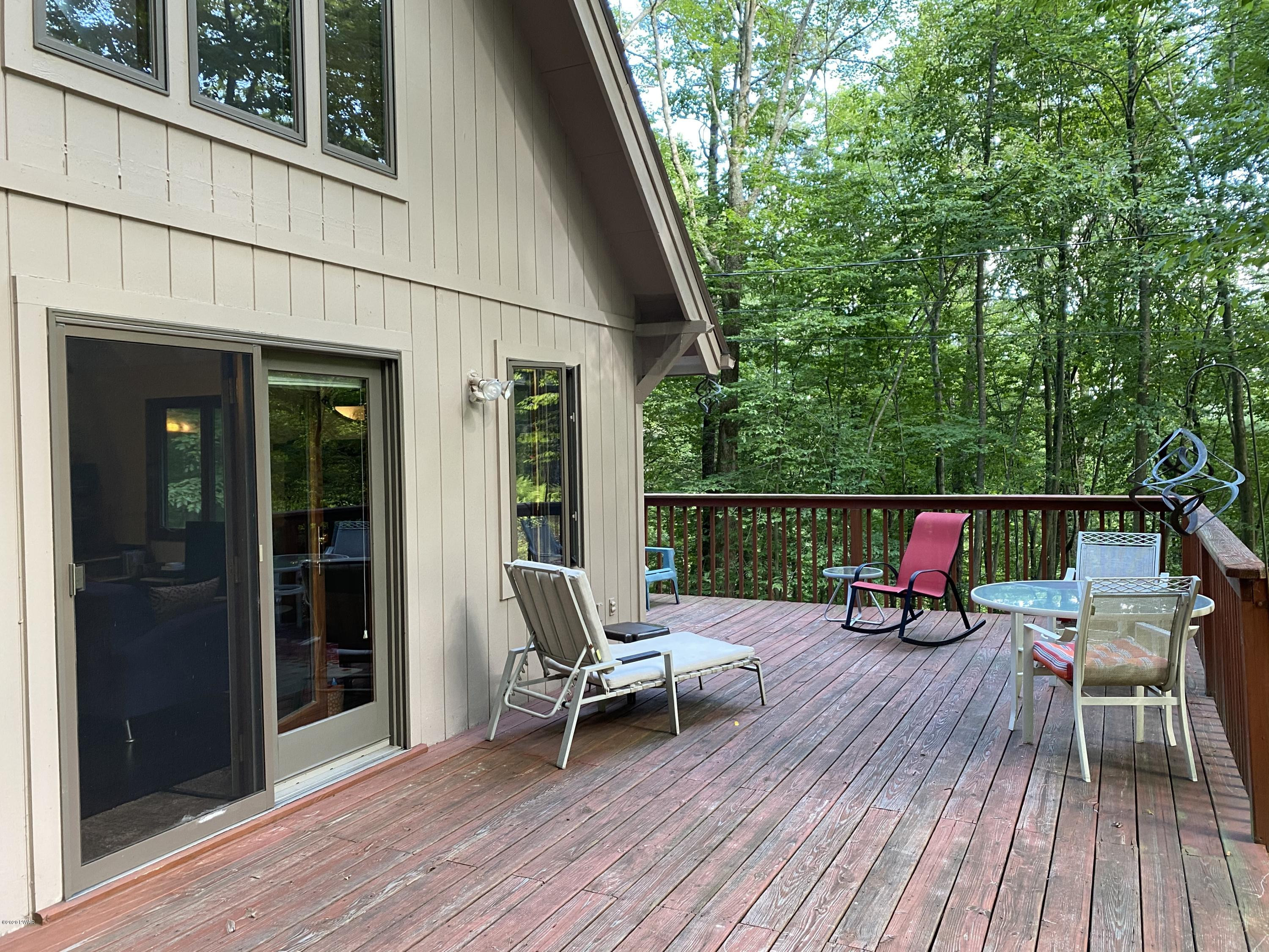 530 West Chipmunk Road Bushkill, PA 18324 - Photo 27 of 34 FF131C39-A387-4C21-AC6D-B9CB8772DC59