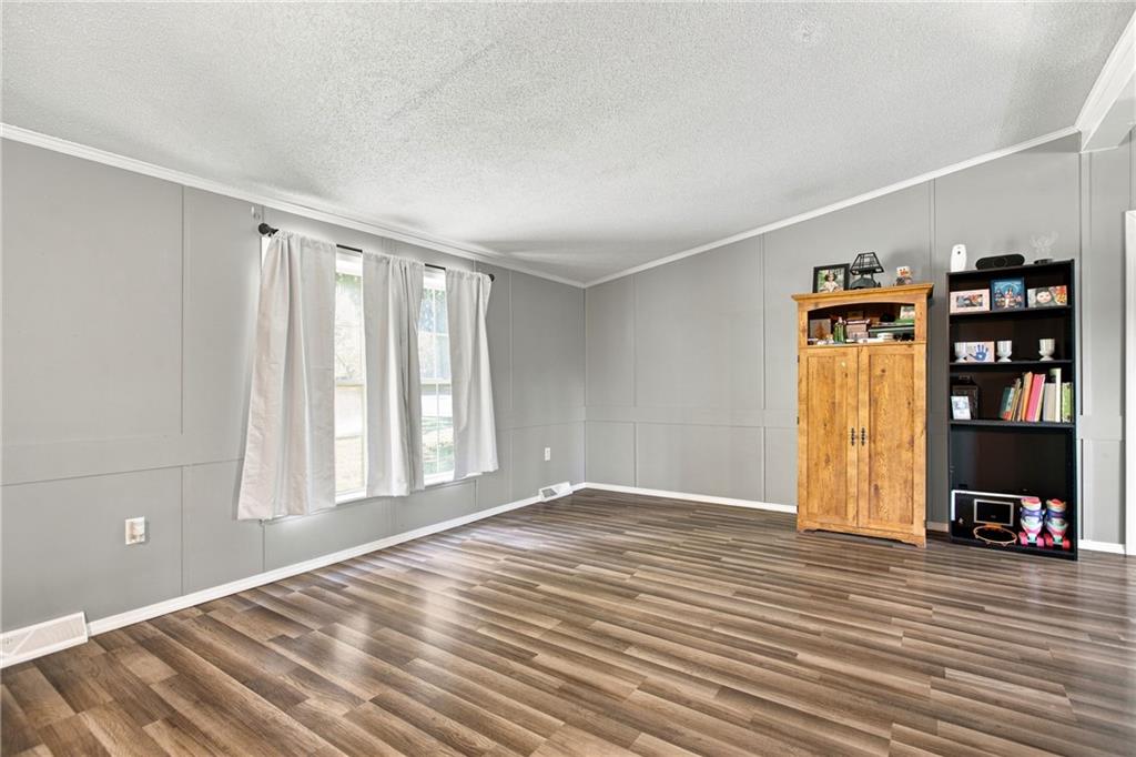 948 Duvall Road Charleroi, PA 15022 - Photo 12 of 38 Gallery Image 12