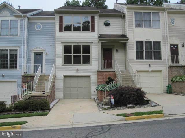 7285 Olde Lantern Way Springfield, VA 22152 - Photo 1 of 7 a house view with a outdoor space