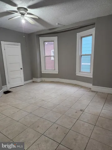 $1,200 | 7044 Chew Avenue, Unit 2, Philadelphia, PA 19119