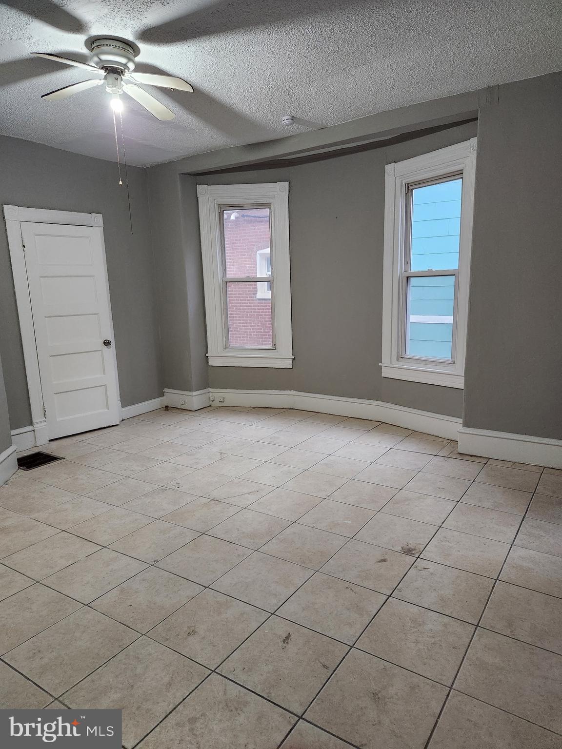 7044 Chew Avenue, Unit 2 Philadelphia, PA 19119 - Photo 2 of 13