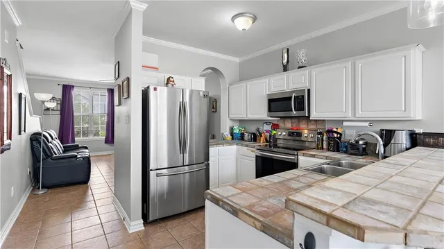 $160,000 | 41 Brandon Hall Drive, Unit A, Destrehan, LA 70047