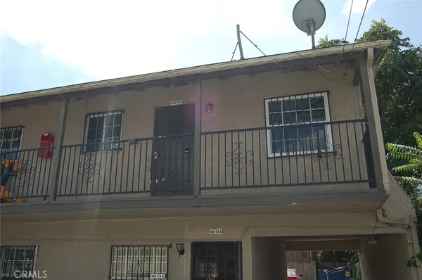 $2,100 | 422 West Palm Street, Unit 424 1/2D, Compton, CA 90220