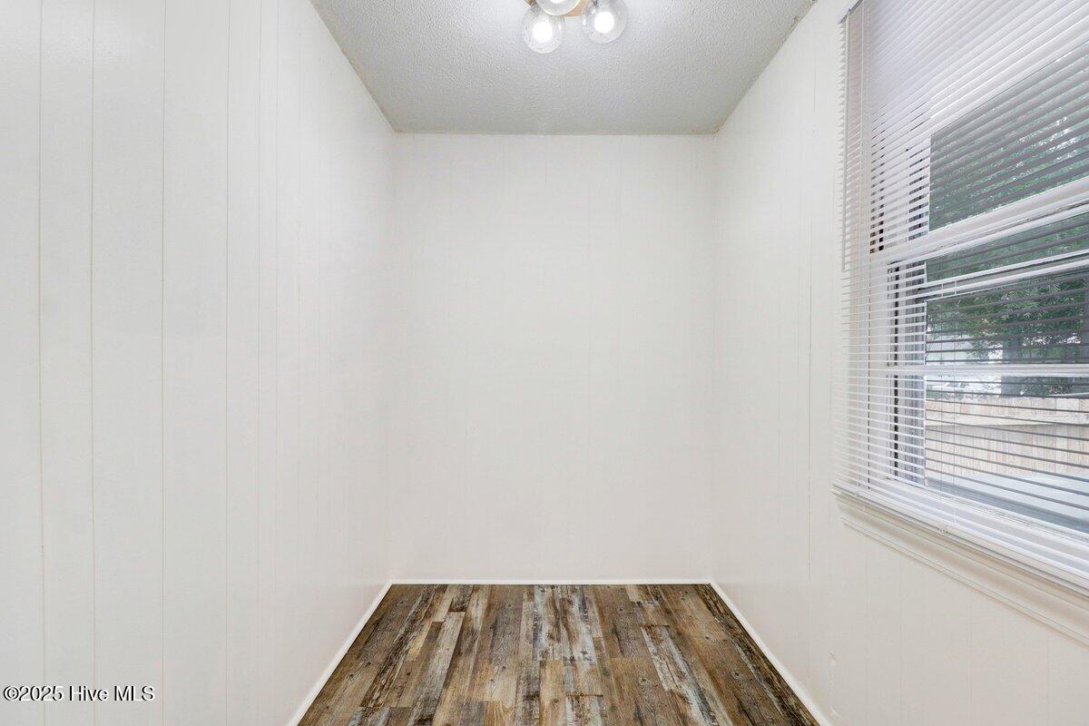1203 Sycamore Road Kinston, NC 28501 - Photo 24 of 28 Primary walk-in closet