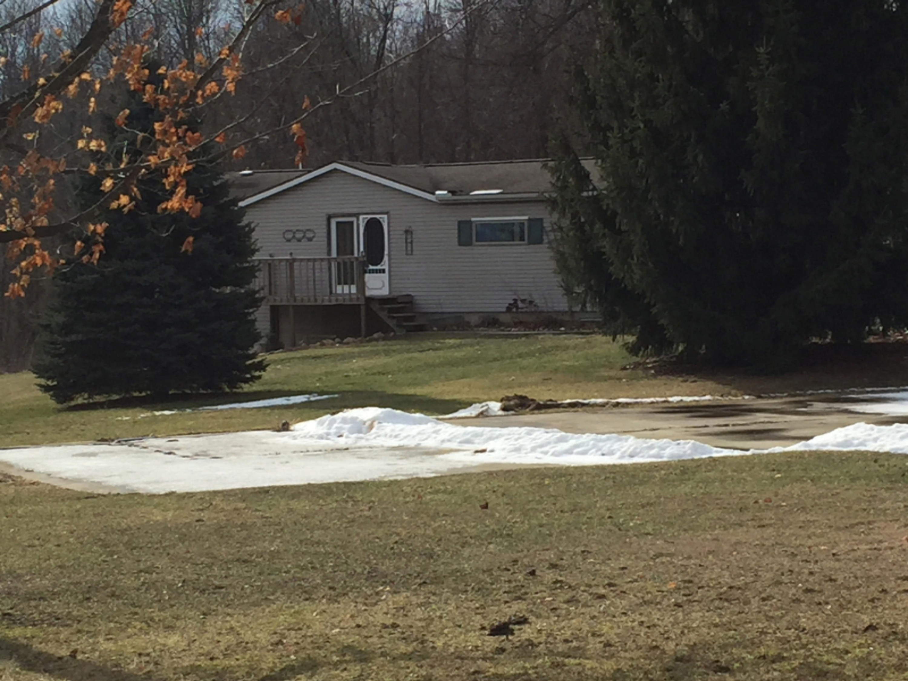 12751 Mercer Road Jerome, MI 49249 - Photo 1 of 21 IMG_3052