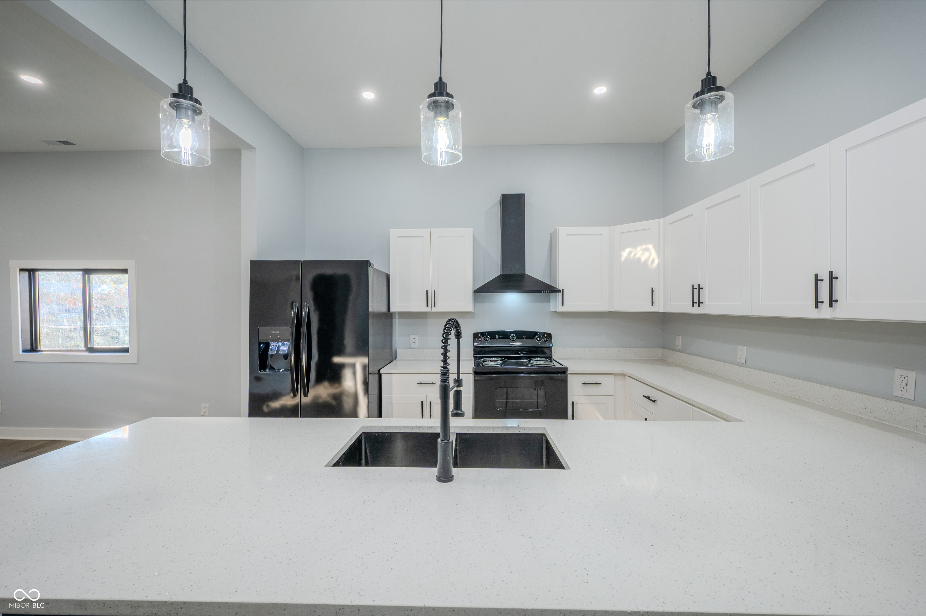 925 South 16th Street Terre Haute, IN 47807 - Photo 12 of 41