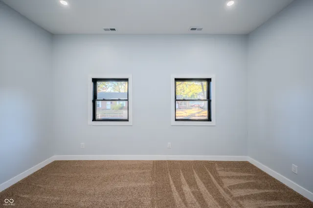 $199,500 | 925 South 16th Street, Terre Haute, IN 47807