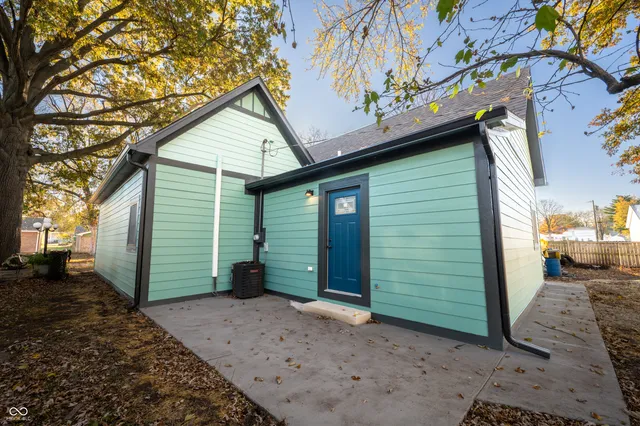 $199,500 | 925 South 16th Street, Terre Haute, IN 47807