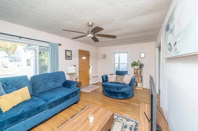 $189,000 | 1106 East Granet Avenue, Hazel Park, MI 48030