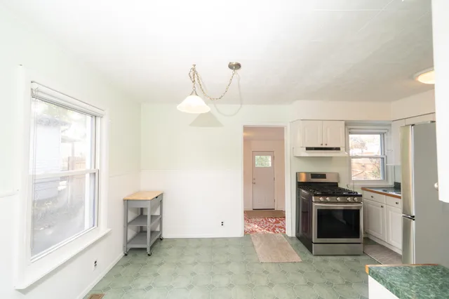 $189,000 | 1106 East Granet Avenue, Hazel Park, MI 48030