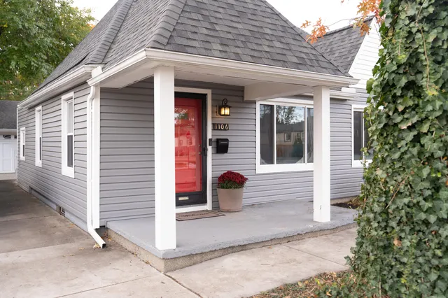 $189,000 | 1106 East Granet Avenue, Hazel Park, MI 48030