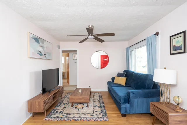 $189,000 | 1106 East Granet Avenue, Hazel Park, MI 48030