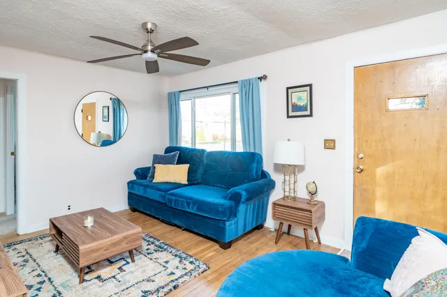 $189,000 | 1106 East Granet Avenue, Hazel Park, MI 48030