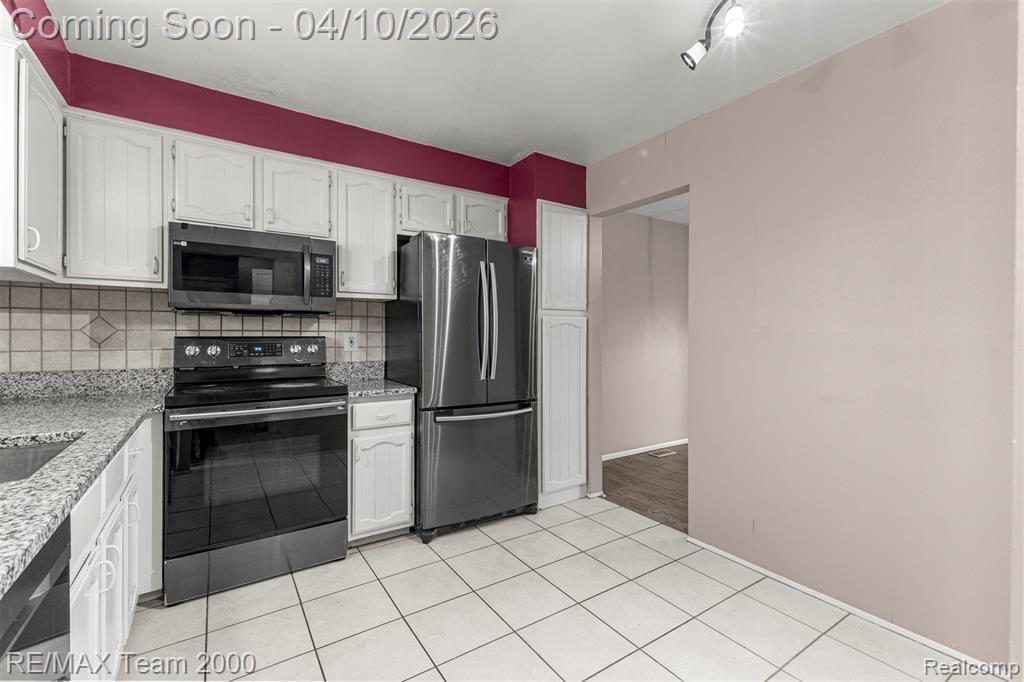 3656 Old Creek Road Troy, MI 48084 - Photo 18 of 39 Gallery Image 18